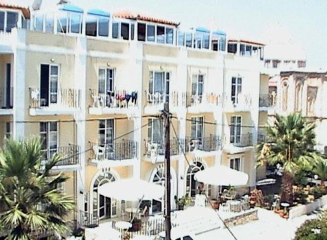 Amanda Hotel Karlovassi Exterior foto